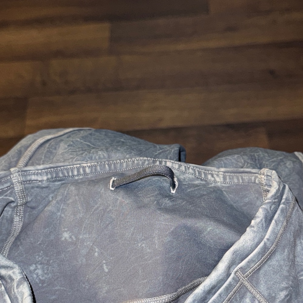Lululemon Size 4 Fast and Free Short 10" *Ice Dye
Ice Wash Asphalt Grey Fitness - Picture 3 of 10